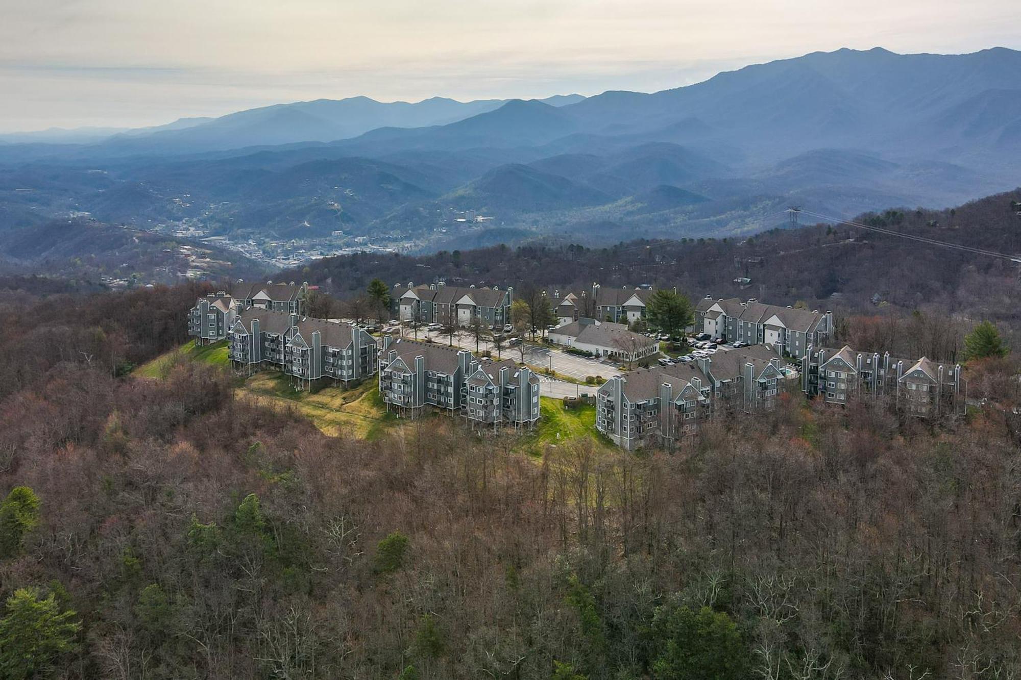 Apartment Lovely Pool Less Than 2 Mi To Tramway! Gatlinburg