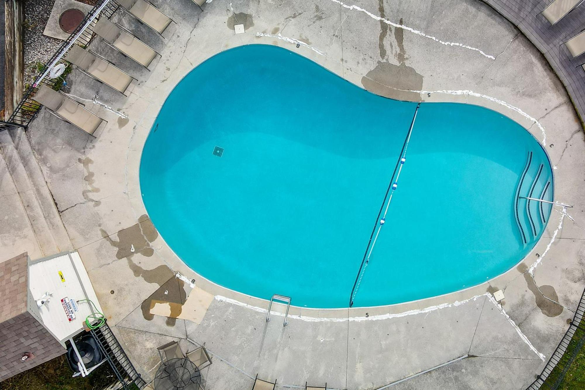 Lovely Pool Less Than 2 Mi To Tramway! * Gatlinburg